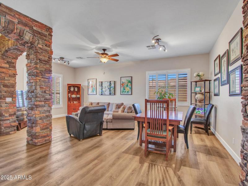 02-Living-Dining-room-(3)