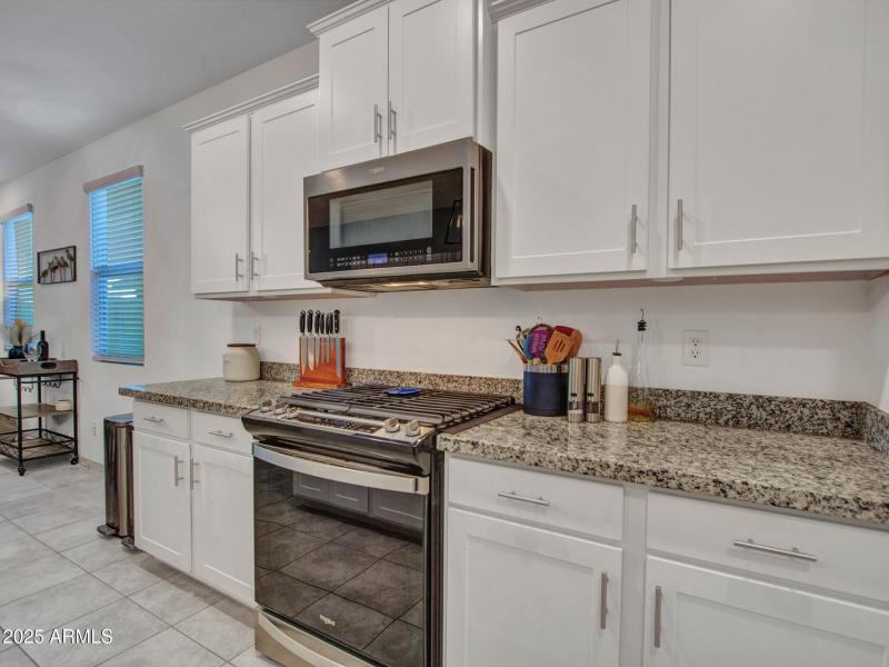 04-Kitchen-(4)