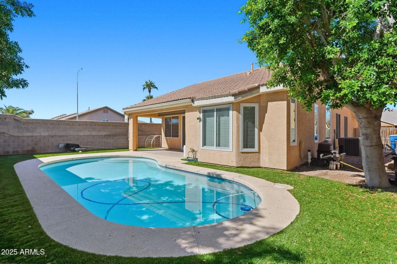 32-web-or-mls-Shannon-32