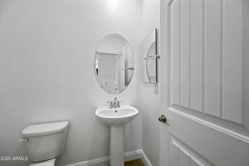 12-4831ST-ocupix-10-10-2025