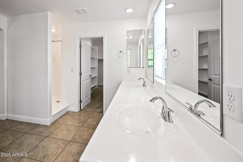 26-4831ST-ocupix-10-10-2025