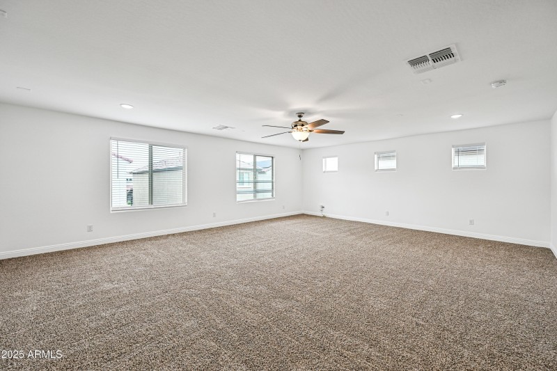 33-4831ST-ocupix-10-10-2025