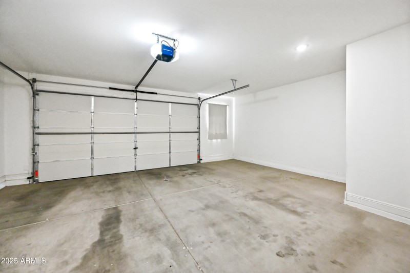 37-4831ST-ocupix-10-10-2025