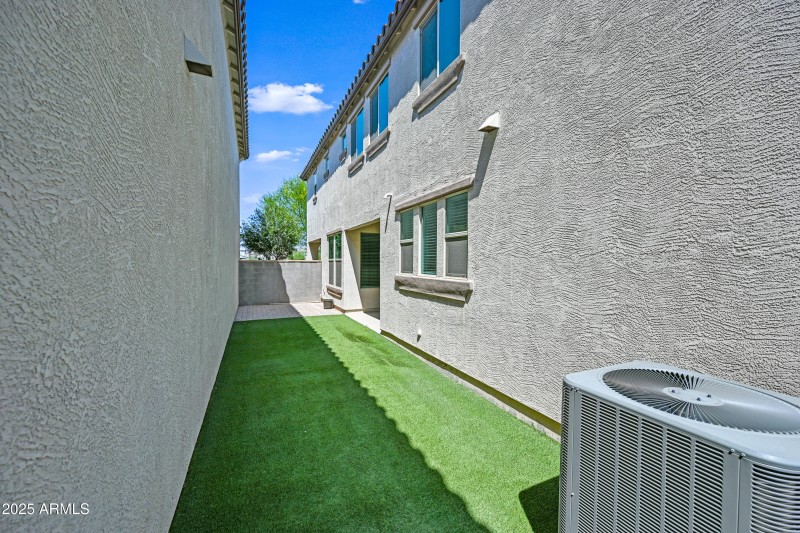 38-4831ST-ocupix-10-10-2025