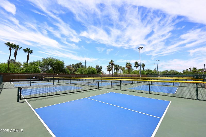 Tuscany Falls-Pickleball Courts