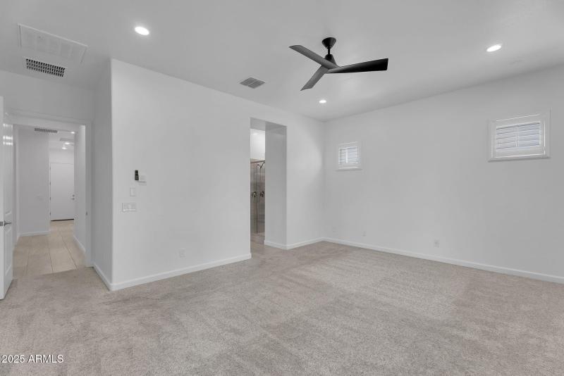 21-web-or-mls-Pinnacle-33