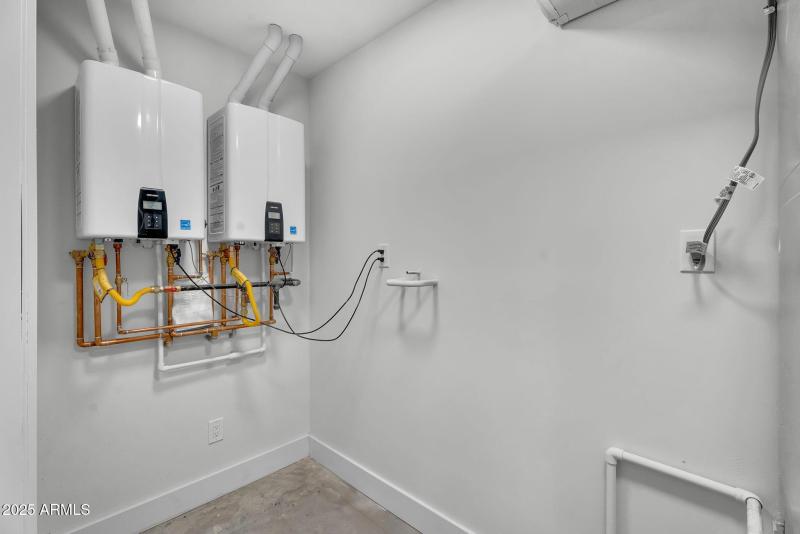 73-web-or-mls-North 39th-88