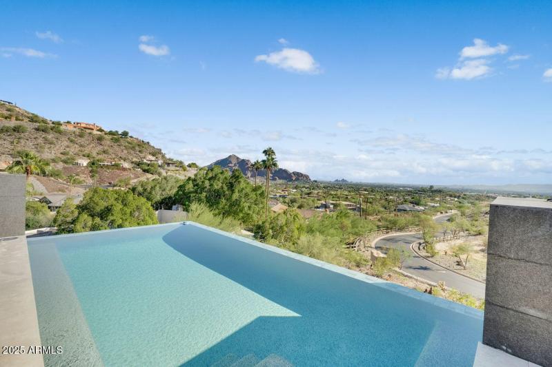 81-web-or-mls-North 39th-79 (2)