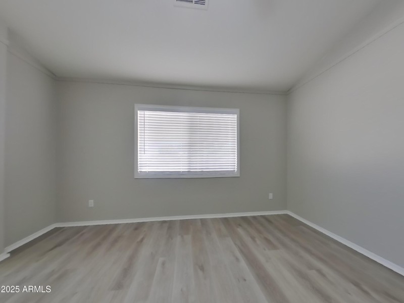 5_pc_Iug8uqCbi3_iUOCB1laZJ_layout_0