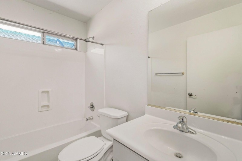 24-print-Taylor Trail-24_genErase