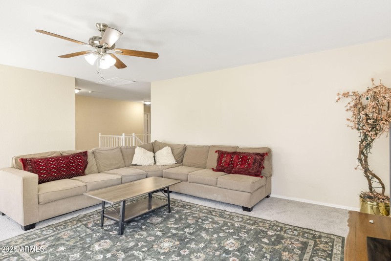 9025 S 6th St Phoenix - 325