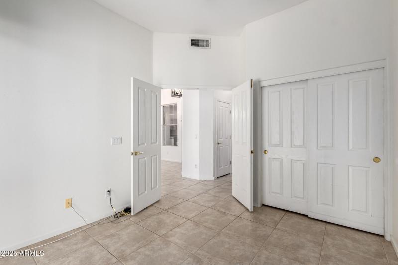 Flexible Third Bedroom or Office