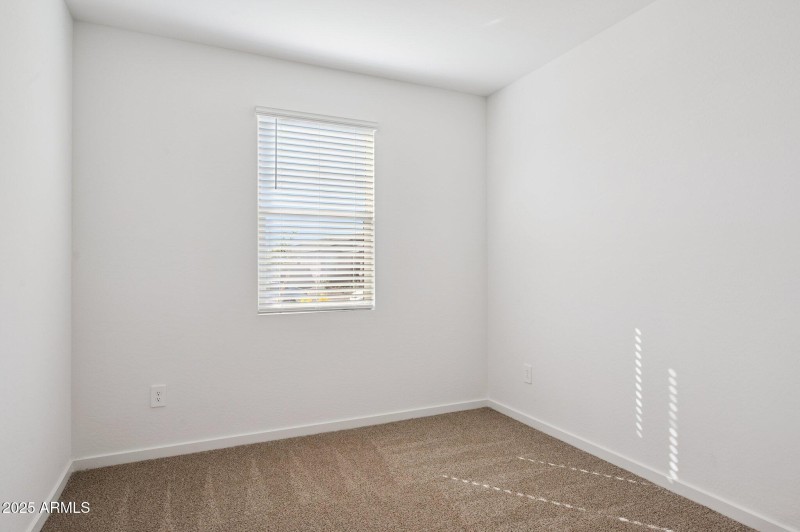 19-web-or-mls-4328-w-janie-st