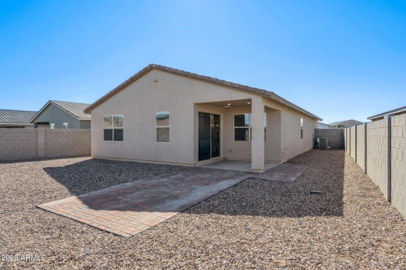 28-web-or-mls-4328-w-janie-st