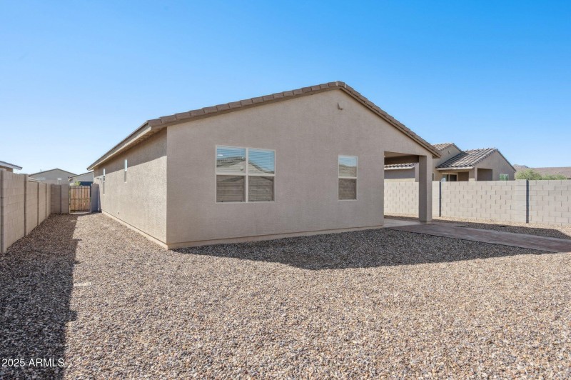 30-web-or-mls-4328-w-janie-st
