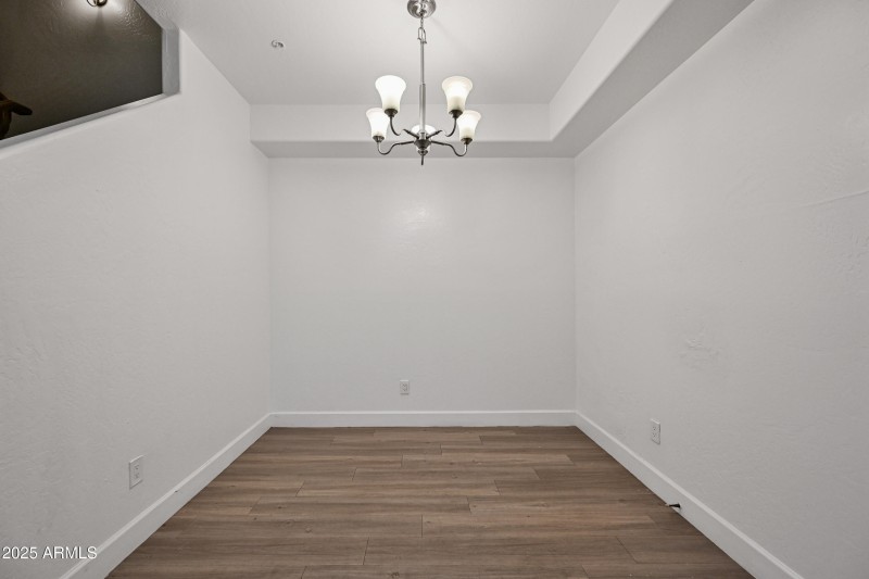 4-4608WMA1175-ocupix