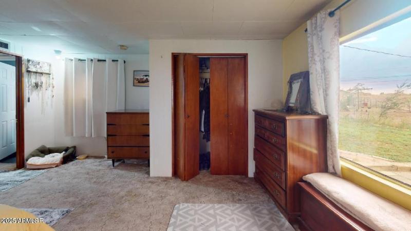 image000001_1761164331368