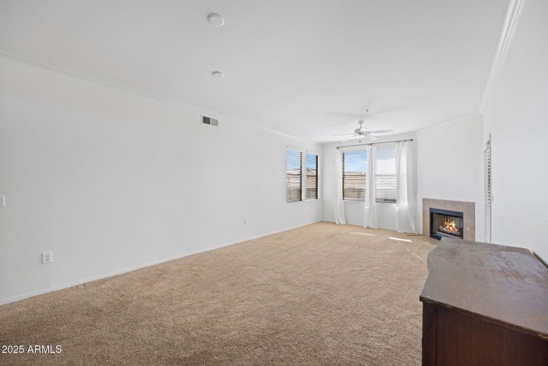 4-web-or-mls-19777-n-76th-st-3146