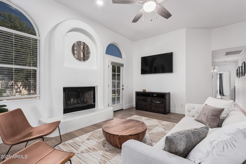 Living Area | Great Room