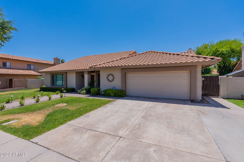 2-web-or-mls-Antiqua-2