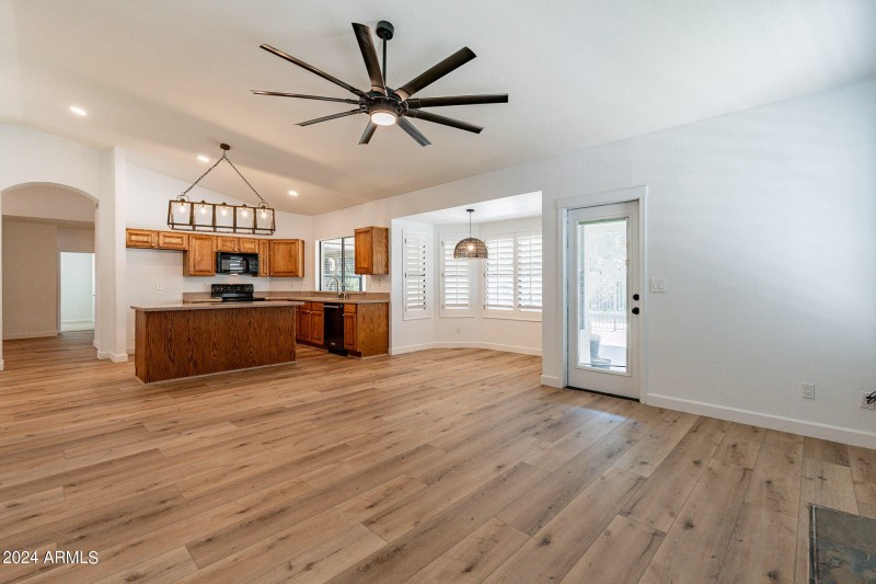 7-web-or-mls-Antiqua-7