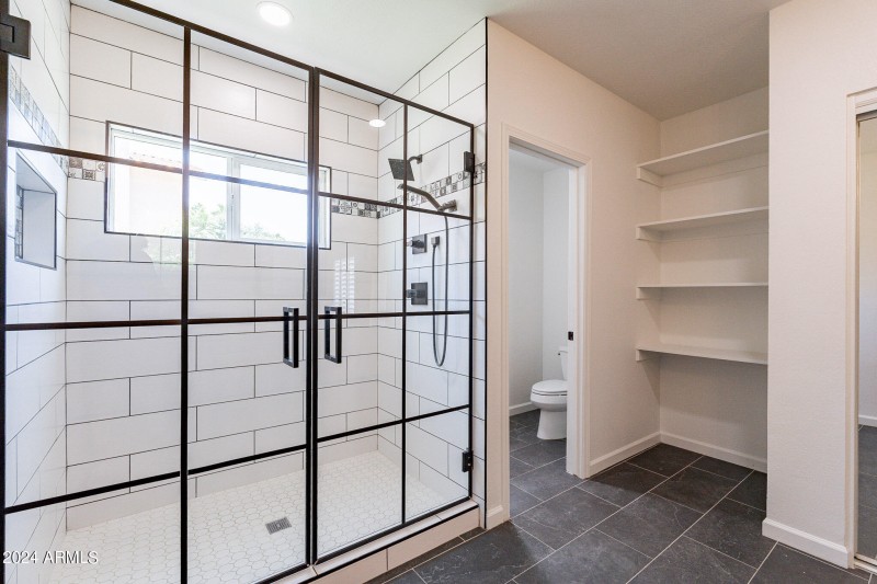 37-web-or-mls-Antiqua-37