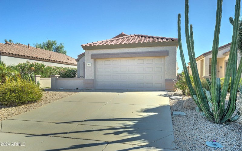 16457 W Rock Springs Ln-2