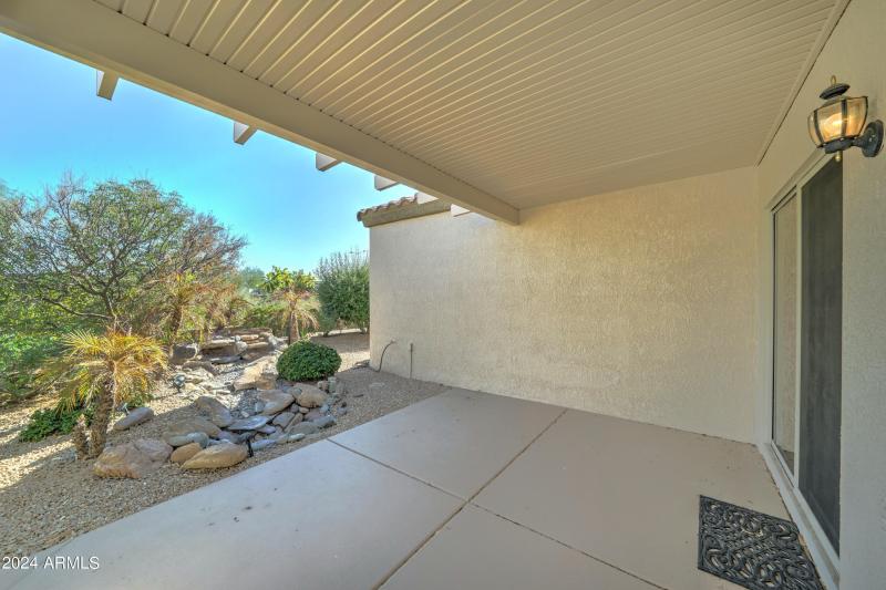 16457 W Rock Springs Ln-28