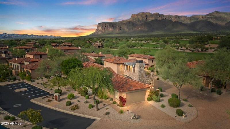 2-DJI_20251021145716_0076_D