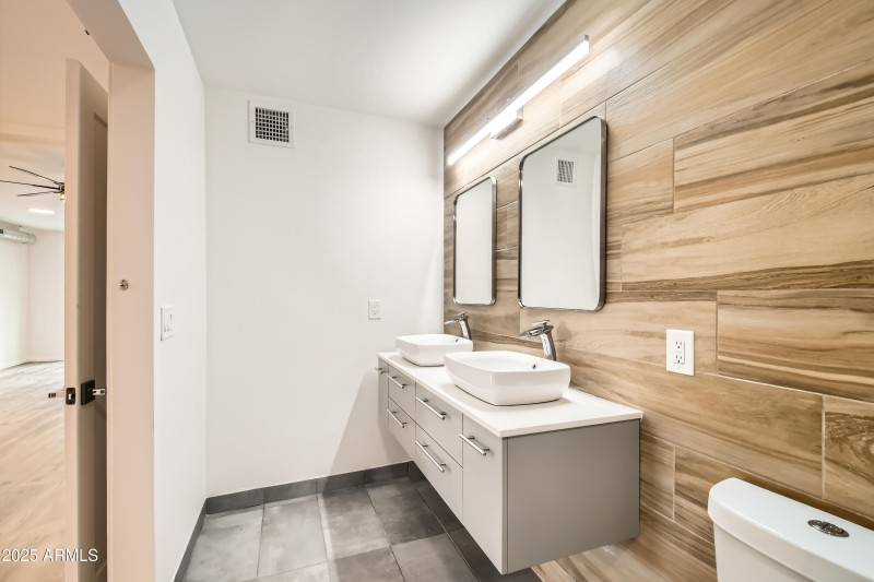 17030 E Calaveras 22 Primary Bathroom