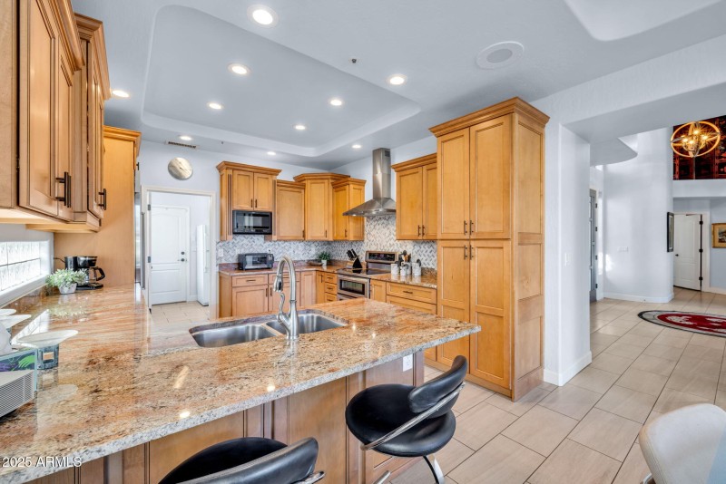 22-web-or-mls-896A1021