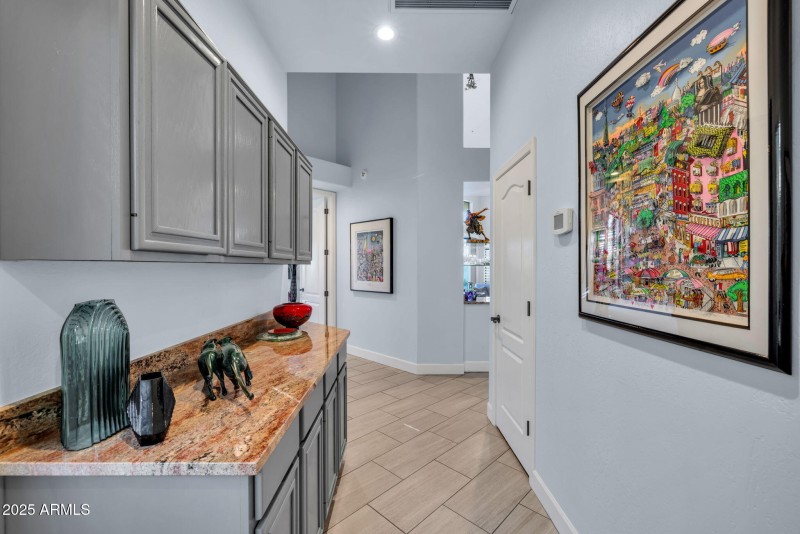 40-web-or-mls-896A1141