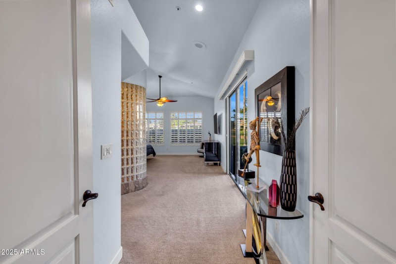 43-web-or-mls-896A1161