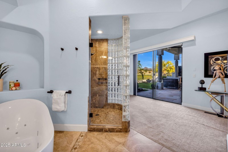 49-web-or-mls-896A1205