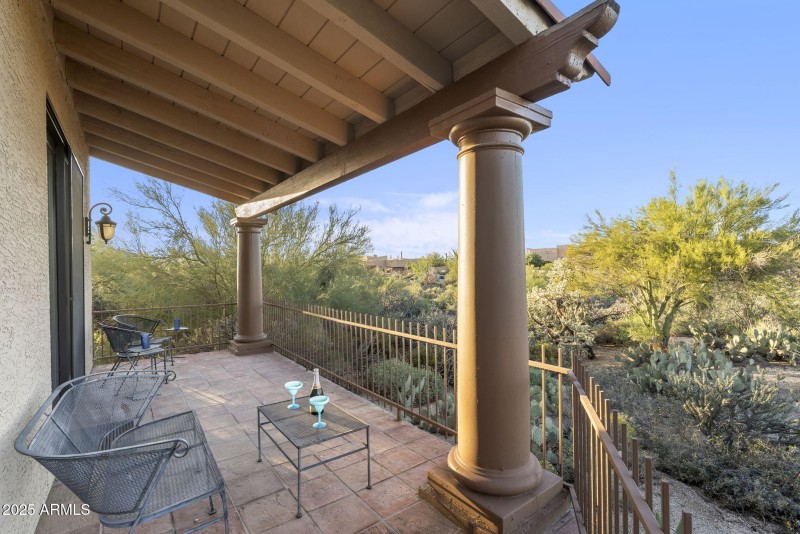 Guesthouse Covered Deck w/Mountainviews