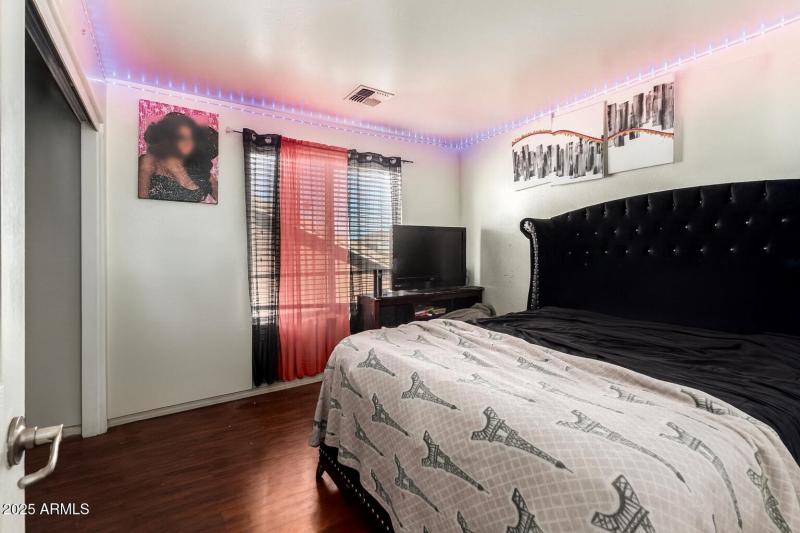 6BEA515B-4A0D-4359-99D2-85CEACB2A524