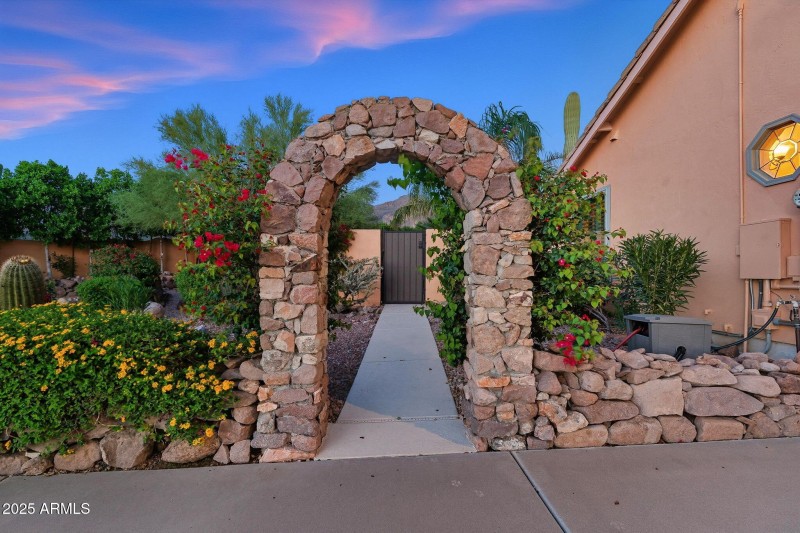 100-web-or-mls-Open Sky-twilight-4