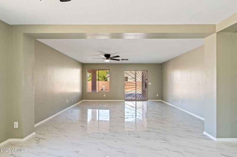 2922 W Dunbar Drive, Phoenix 85041