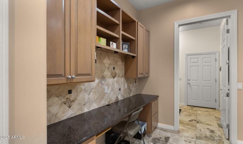 20-web-or-mls-Kitchen7