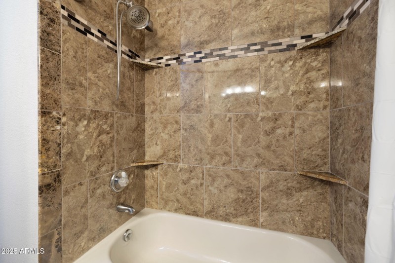 2289 N Elk Run St- Bathroom 2 (2)