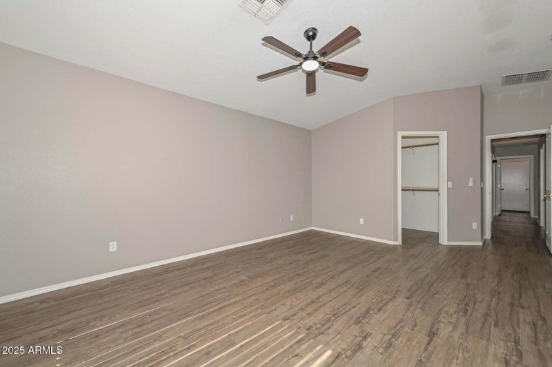 Master Bedroom-Closet