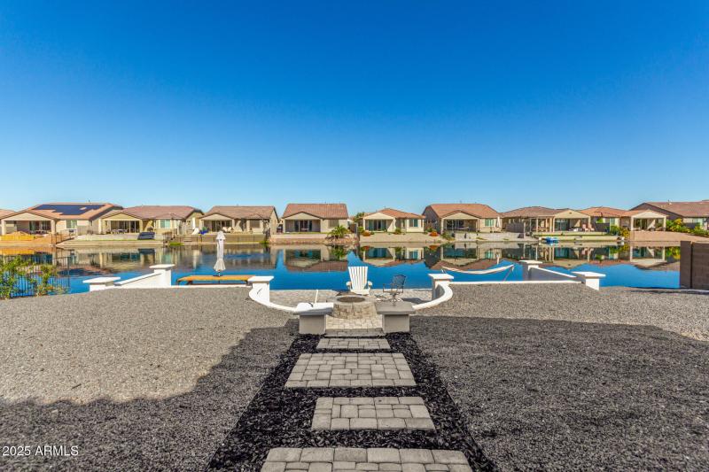 42 - Desert Fairways