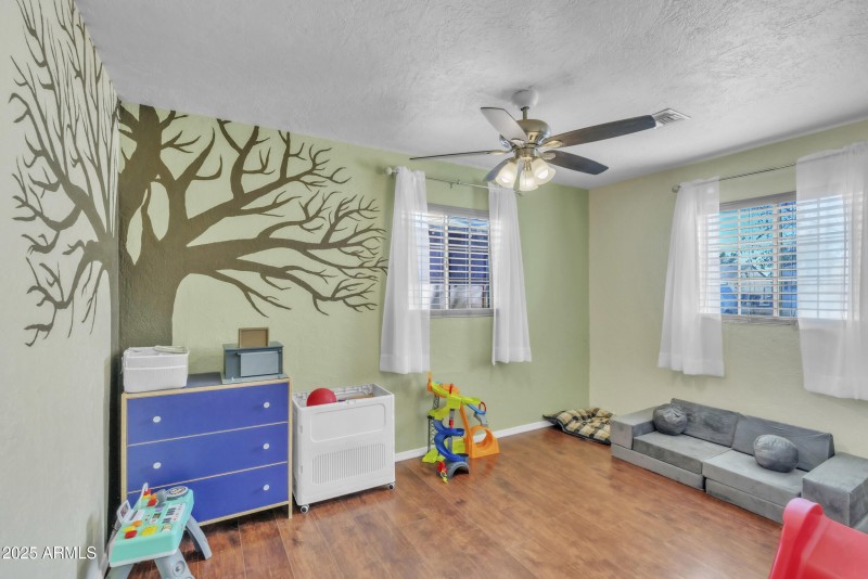 Bedroom 2 (Secondary Bedroom)