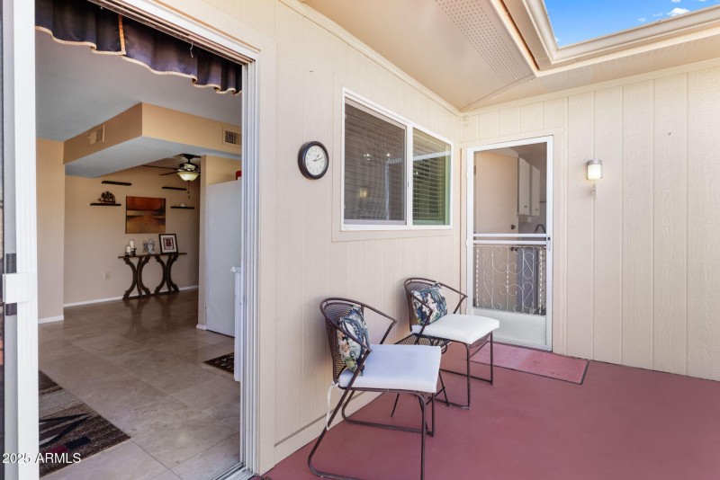 Courtyard Patio slider to house & out to