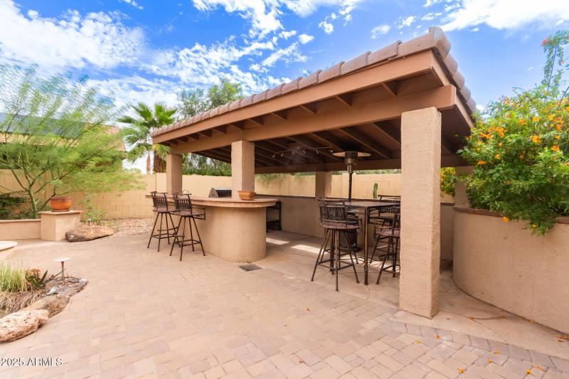 Covered Cooking Center