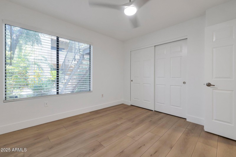 11-web-or-mls-QP-8195