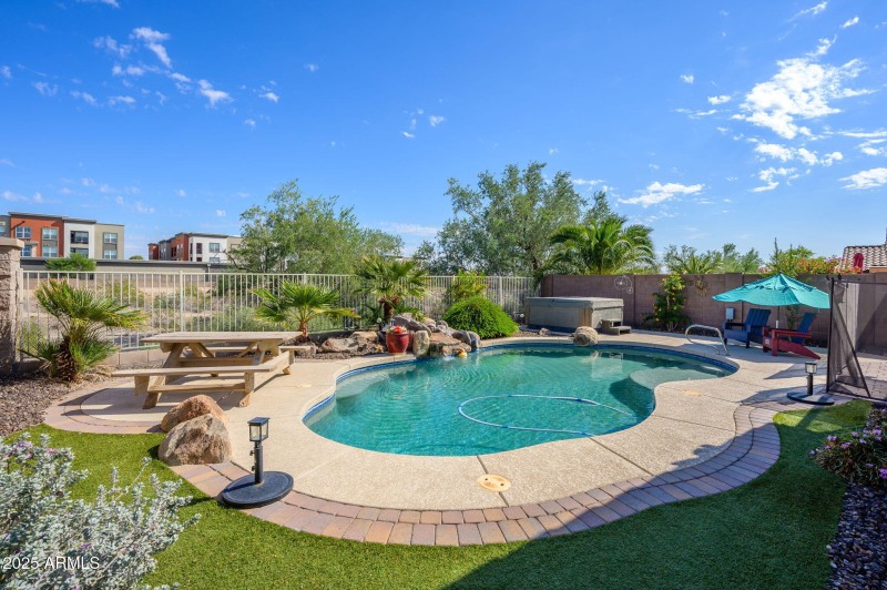 13-web-or-mls-237th-20