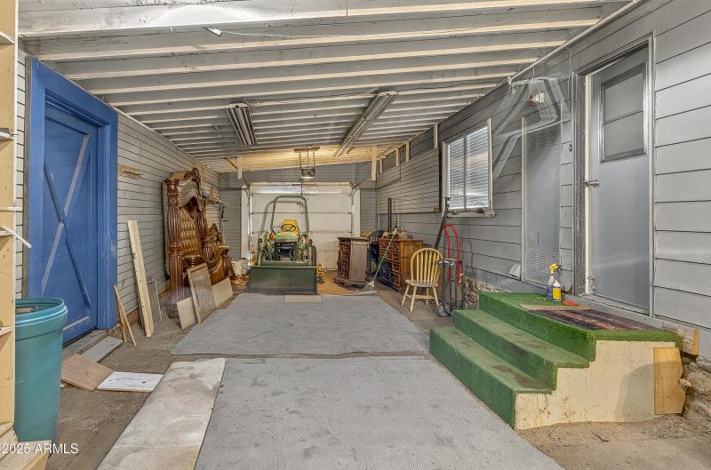 Attached Garage
