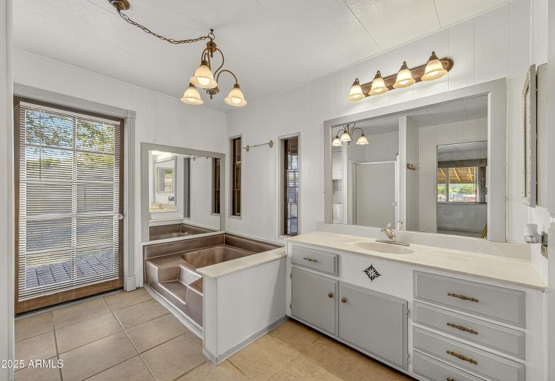 Primary Ensuite
