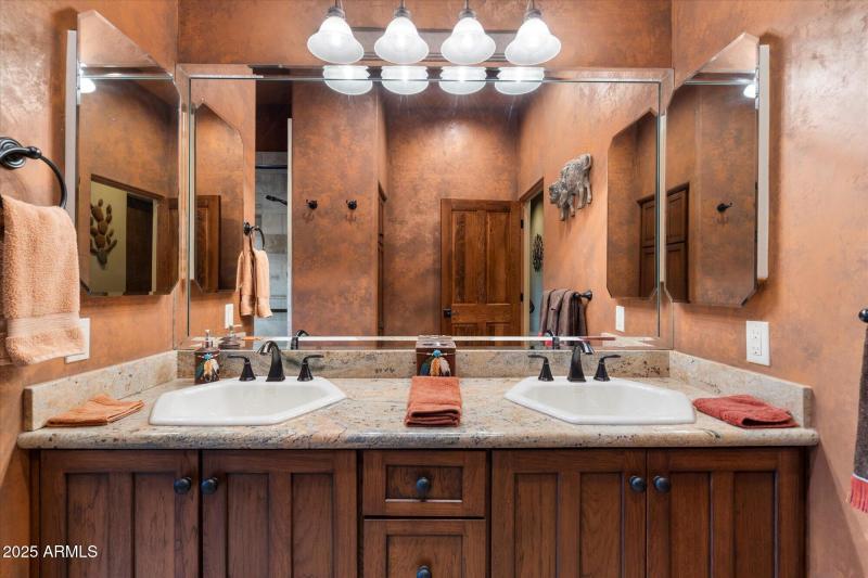 Beautifully Appointed Bathroom